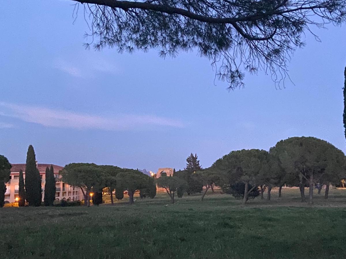 Residence Ste Croix Frejus Bagian luar foto