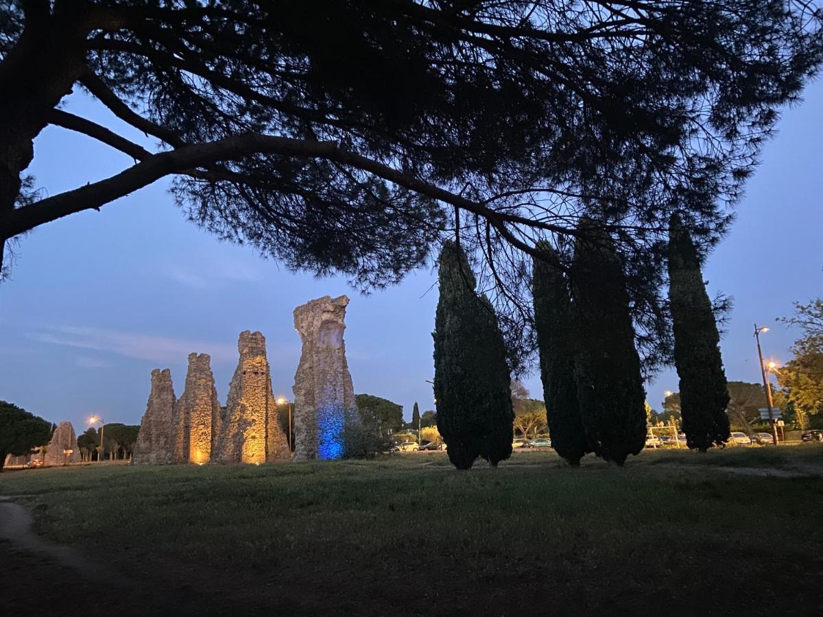 Residence Ste Croix Frejus Bagian luar foto